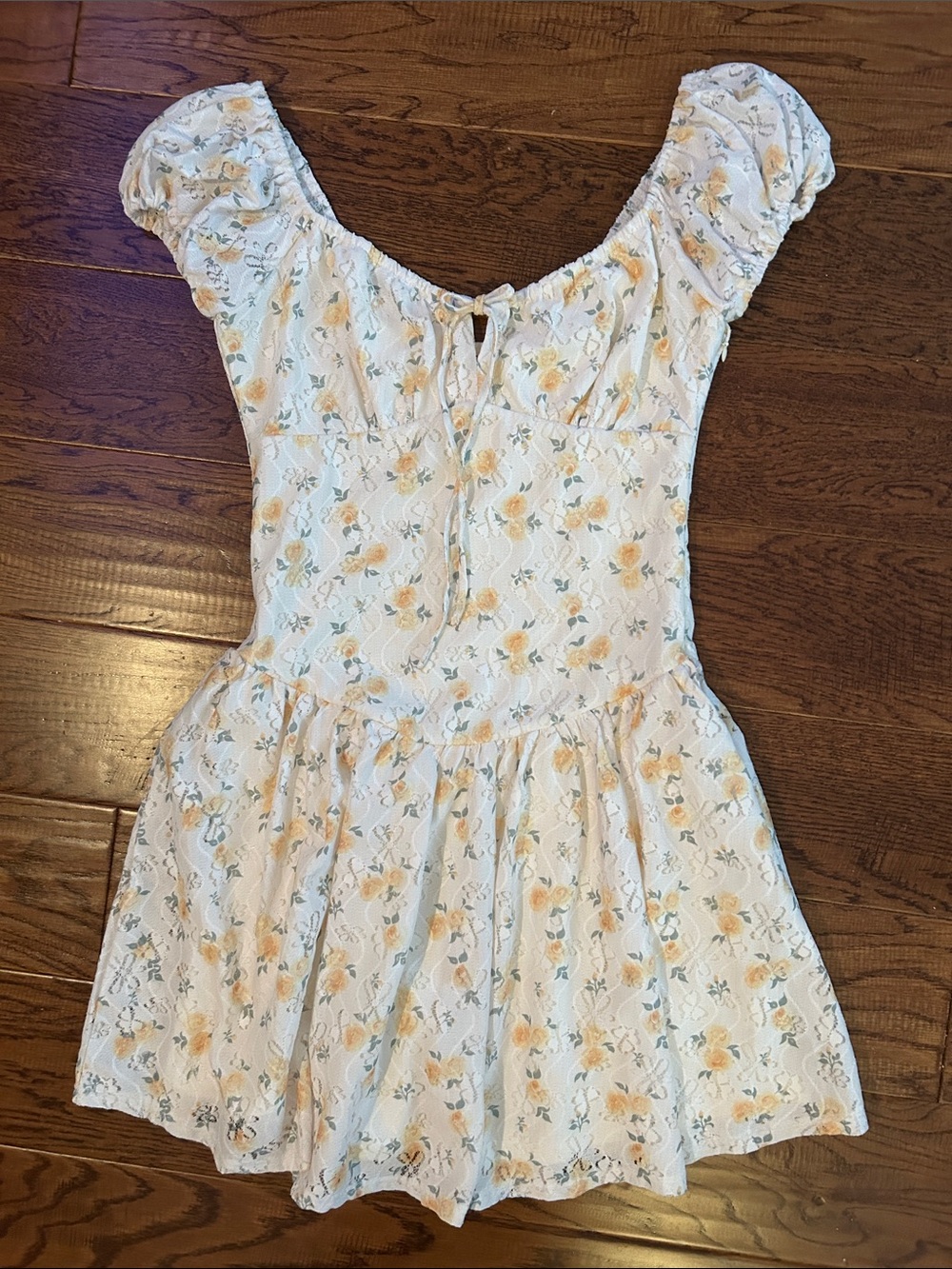 Jessica Simpson Cream Floral Puff-Sleeve Mini Dress with Yellow Blossoms